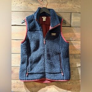 L.L. Bean Navy Sherpa Vest with Burgundy Accents